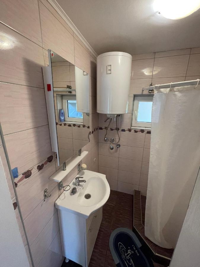 Vulsa Apartmani Kladovo Esterno foto