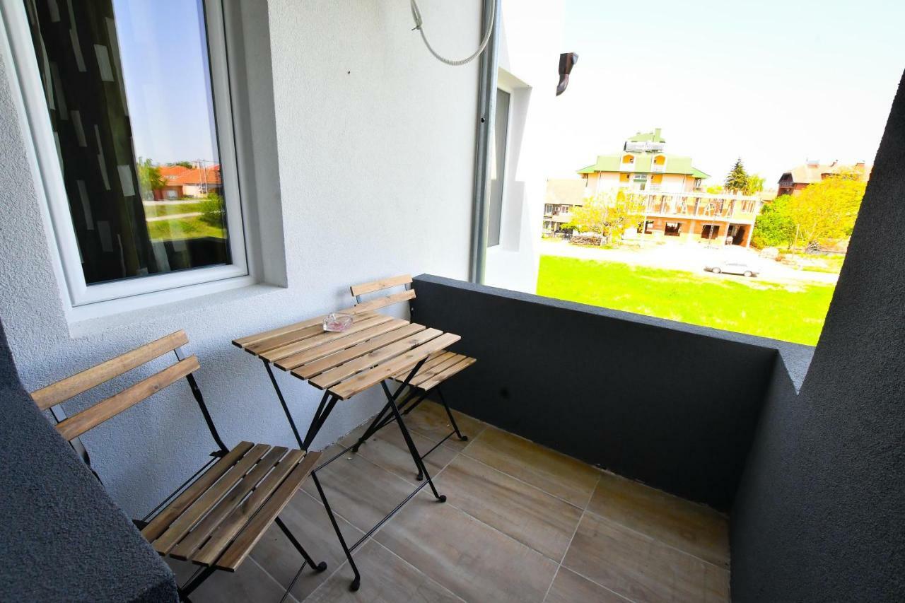 Vulsa Apartmani Kladovo Esterno foto
