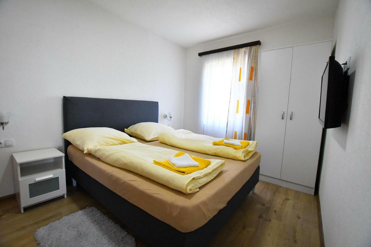 Vulsa Apartmani Kladovo Esterno foto