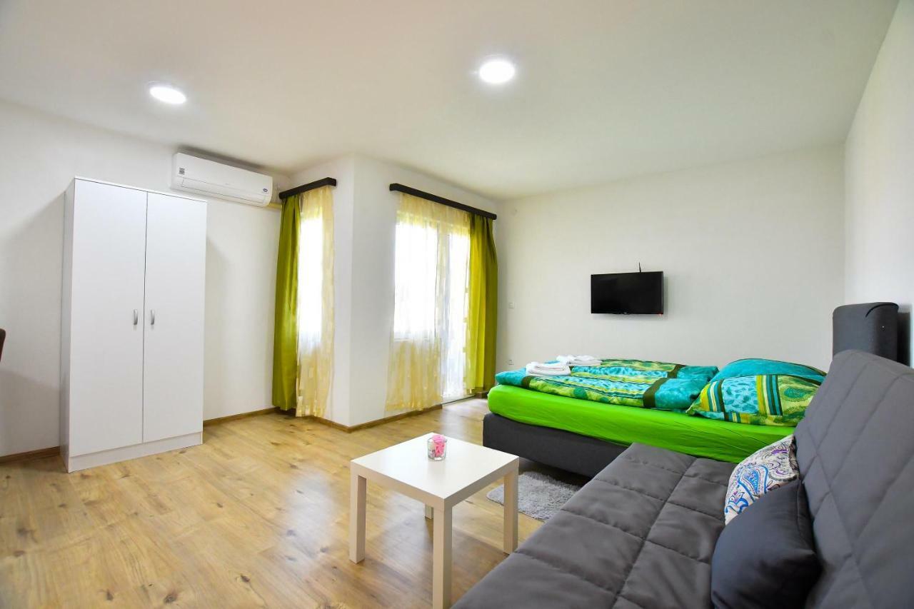 Vulsa Apartmani Kladovo Esterno foto