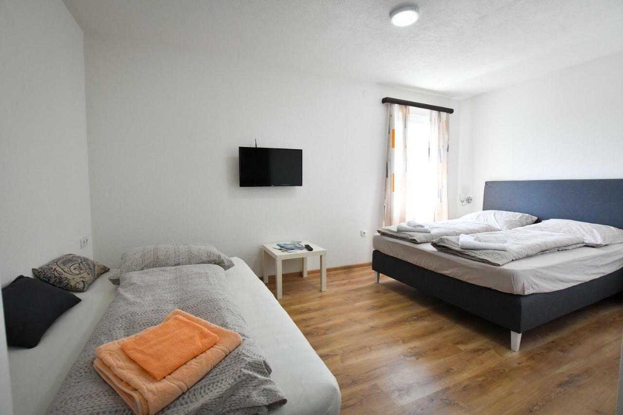 Vulsa Apartmani Kladovo Esterno foto